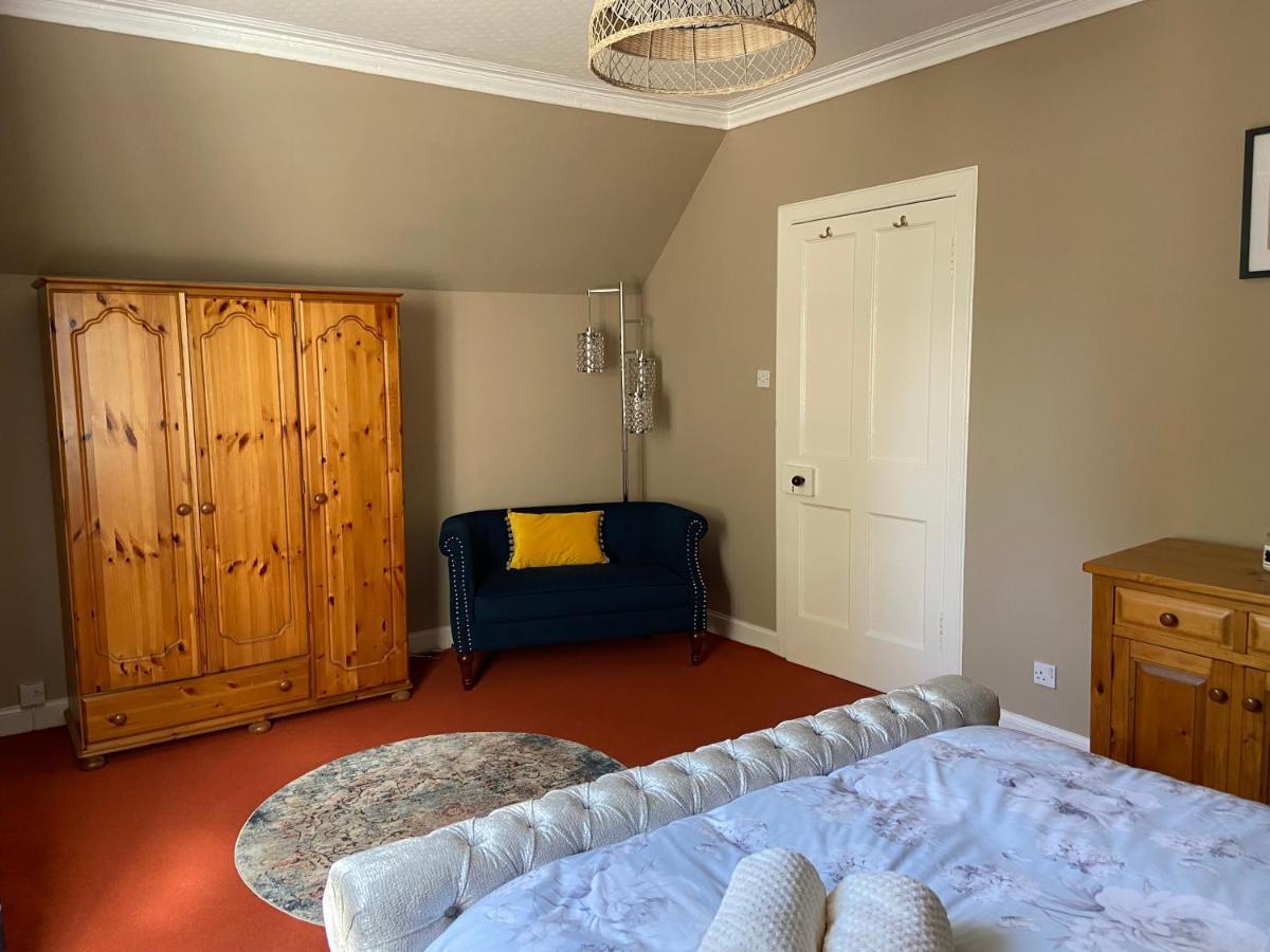 Fabulous 2 Bedroom House Just Outside Edinburgh Auchendinny Exterior foto